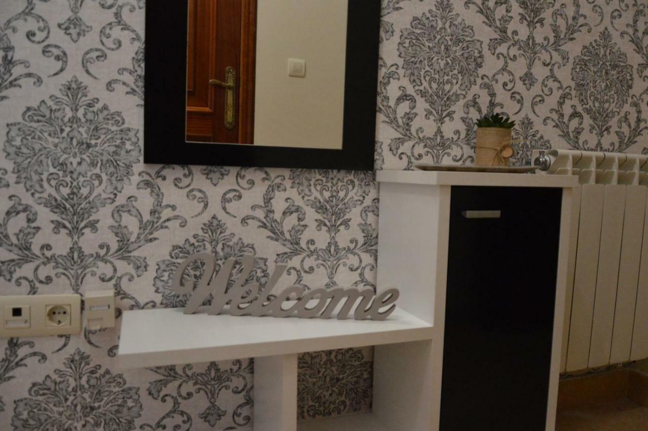 Piso Da Empegada Apartment อาร์ซูอา ภายนอก รูปภาพ