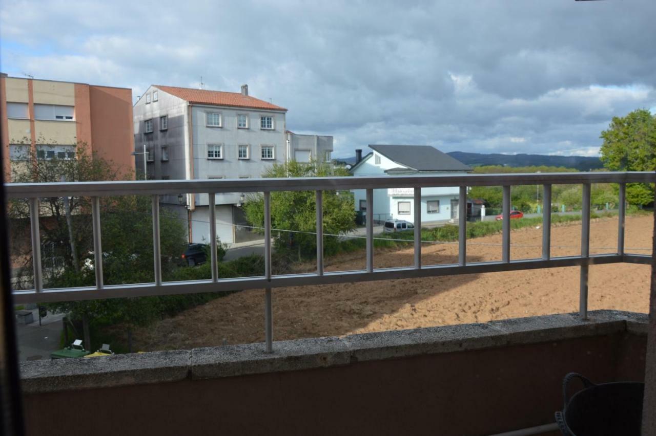 Piso Da Empegada Apartment อาร์ซูอา ภายนอก รูปภาพ
