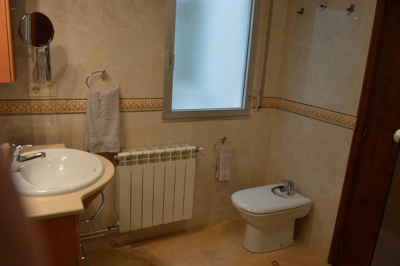 Piso Da Empegada Apartment อาร์ซูอา ภายนอก รูปภาพ