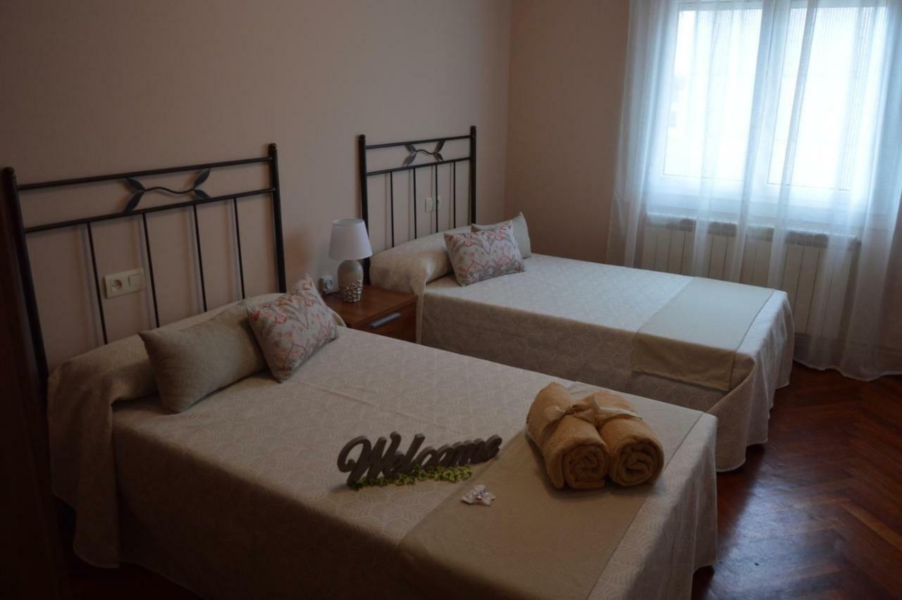Piso Da Empegada Apartment อาร์ซูอา ภายนอก รูปภาพ