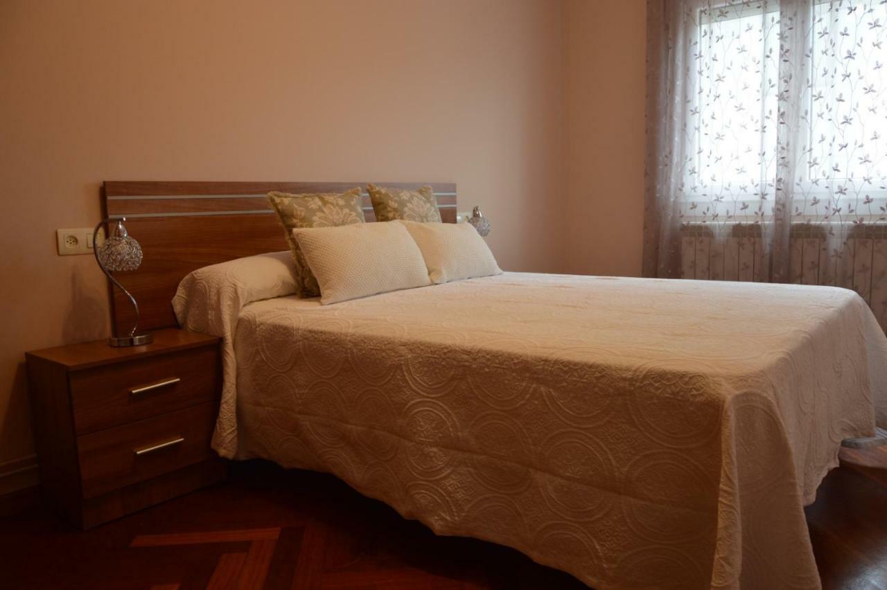 Piso Da Empegada Apartment อาร์ซูอา ภายนอก รูปภาพ