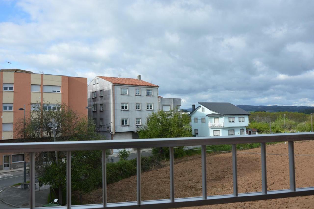 Piso Da Empegada Apartment อาร์ซูอา ภายนอก รูปภาพ